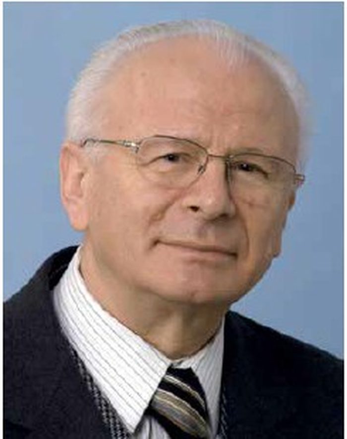 Prof. dr hab. Roman Ossowski